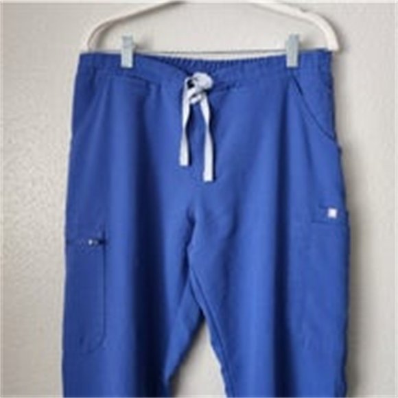 Figs Limited Edition Winning Blue  Nursing Scrub Set M/L - Picture 5 of 6